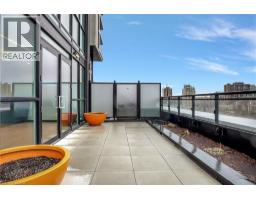 60 CHARLES Street W UnitNo. 1904 - 32