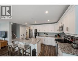 28 MINLER Street UnitNo. 3 - 10