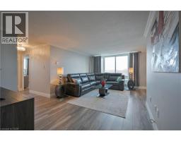 35 GREEN VALLEY Drive UnitNo. 1612 - 12