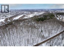 35 GREEN VALLEY Drive UnitNo. 1612 - 35