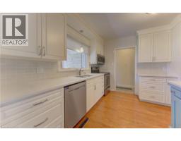 182 RIPPLEWOOD Crescent - 17