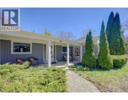 182 RIPPLEWOOD Crescent - 3