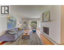 182 RIPPLEWOOD Crescent - 8