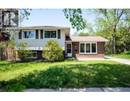 152 MACGREGOR Crescent - 2