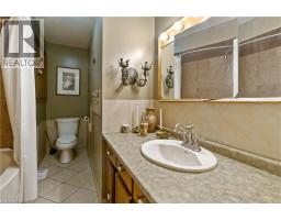 6 EQUESTRIAN Court - 13