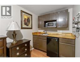 6 EQUESTRIAN Court - 22