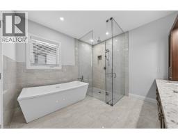 25 MACVILLE Avenue - 24