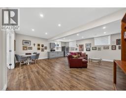 25 MACVILLE Avenue - 37