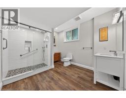 25 MACVILLE Avenue - 39