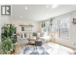 23 DOVER Street - 15