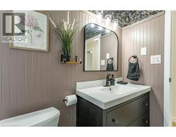 23 DOVER Street - 25