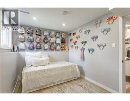 23 DOVER Street - 36