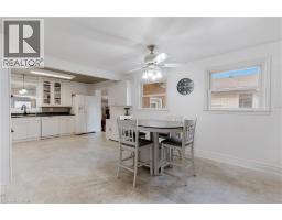 83 DUNSDON Street - 17