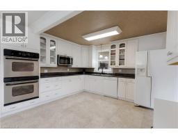 83 DUNSDON Street - 18