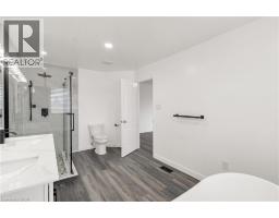 579 PARADISE Crescent - 29