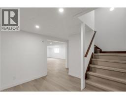 579 PARADISE Crescent - 37