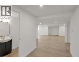 579 PARADISE Crescent - 41