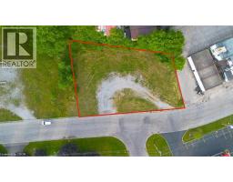 11 ELIZABETH Road - 5