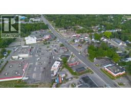 11 ELIZABETH Road - 9