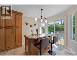 477 BURNETT Avenue - 10