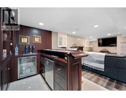 477 BURNETT Avenue - 30