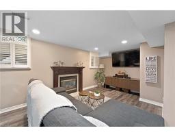 477 BURNETT Avenue - 31