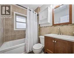 223 CONNAUGHT Street - 28