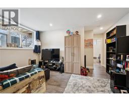 223 CONNAUGHT Street - 43