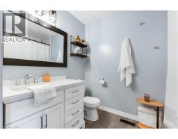 125 SEKURA Crescent UnitNo. 19 - 21