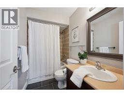 28 GRIFFITHS Avenue - 21