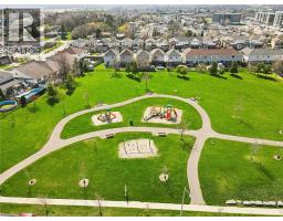 28 GRIFFITHS Avenue - 32