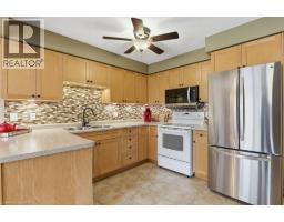 42 FALLOWFIELD Drive UnitNo. 15 - 6