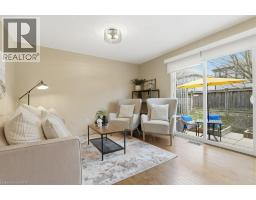 42 FALLOWFIELD Drive UnitNo. 15 - 8