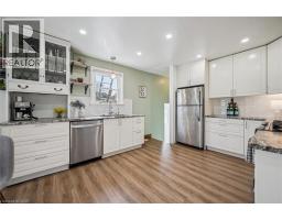 68 ALBERT Street - 11