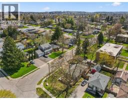 68 ALBERT Street - 32