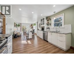 68 ALBERT Street - 9