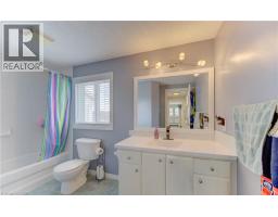 512 HIDDEN CREEK Drive - 26