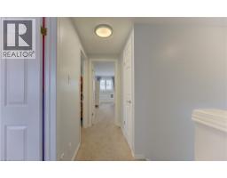 512 HIDDEN CREEK Drive - 27