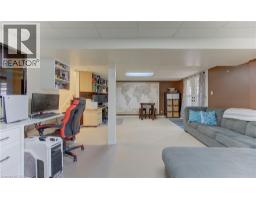 512 HIDDEN CREEK Drive - 32