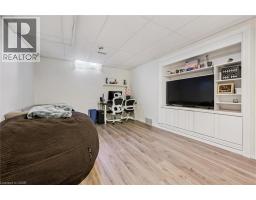 37 EDGEMERE Drive - 33