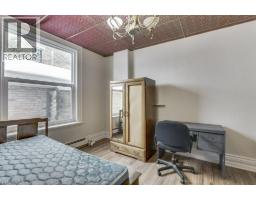 802 WATERLOO Street - 18