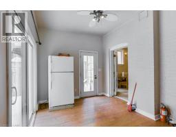 802 WATERLOO Street - 25