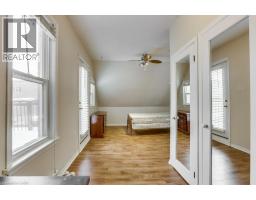 802 WATERLOO Street - 33