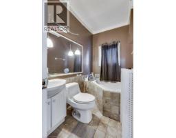 802 WATERLOO Street - 37