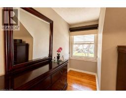 110 LORNE Crescent - 16