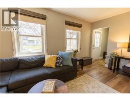 110 LORNE Crescent - 6