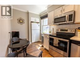 110 LORNE Crescent - 9