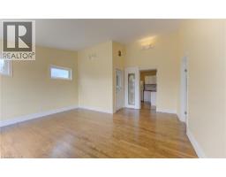 163 BINSCARTH Road - 19