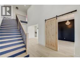 8 EDGEVIEW Crescent - 4