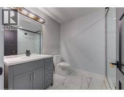 8 EDGEVIEW Crescent - 40